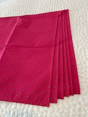 Fuchsia Embellished Napkins